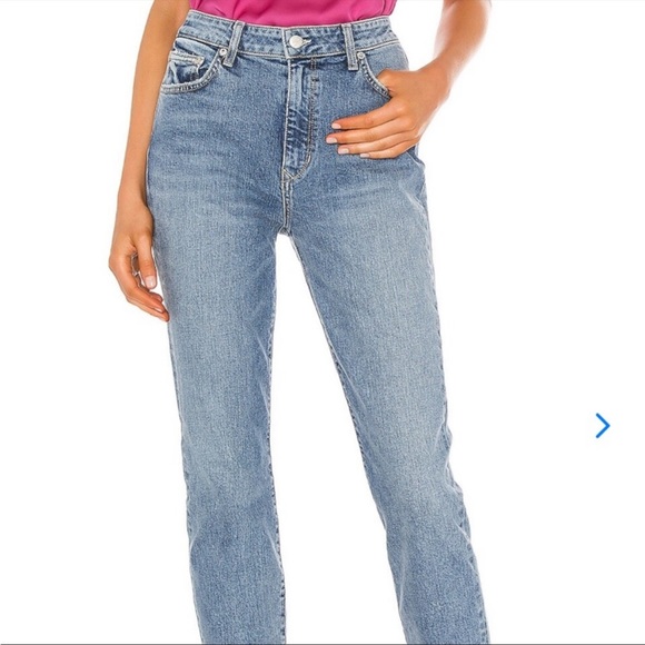 Logan Jeans in Blue Heights
Lovers and Friends, Size 26 - Picture 2 of 6